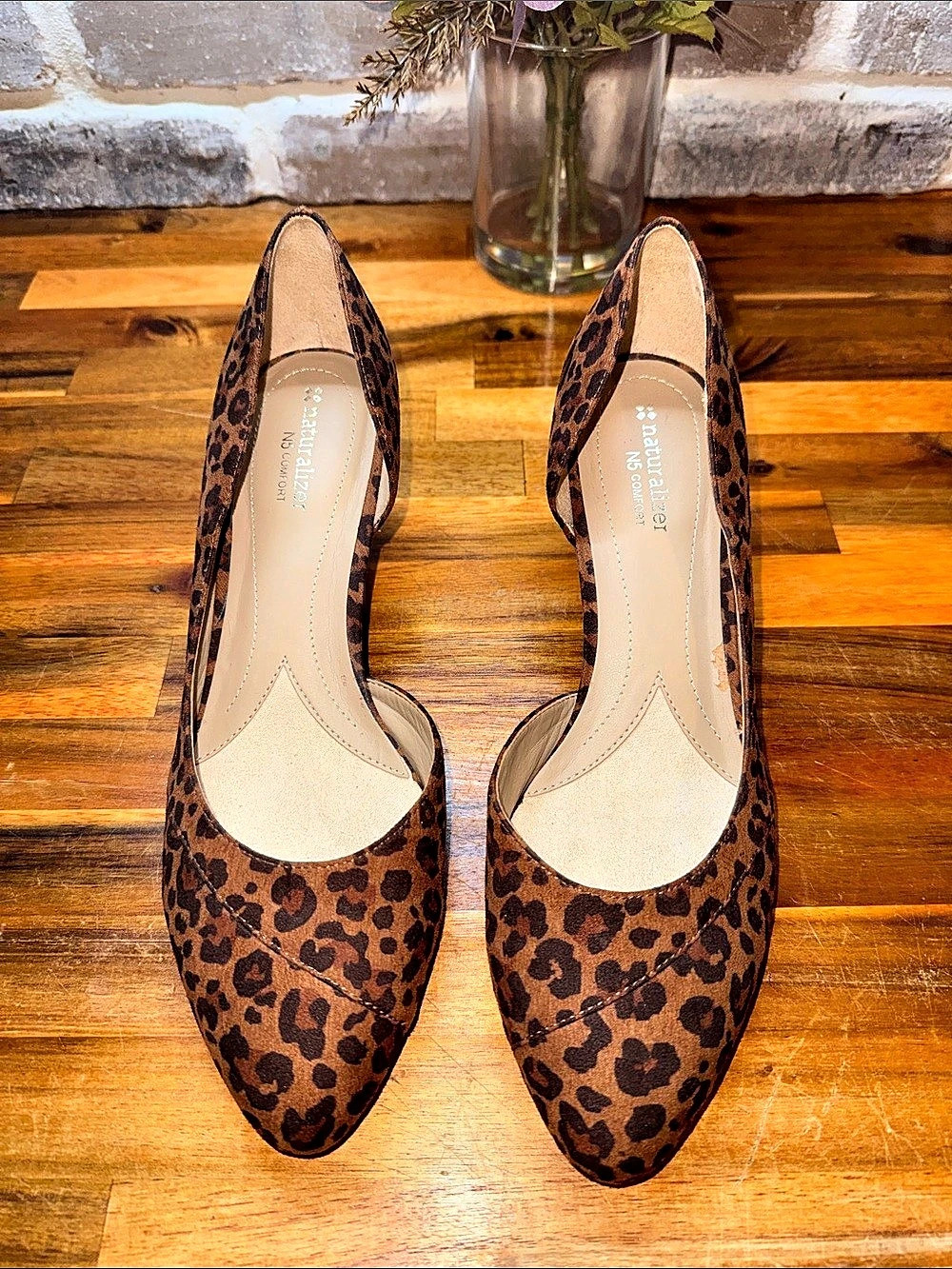 Michael Kors Leopard Print Pointed Toe Heels Like New